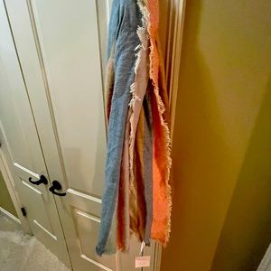 Lauren Conrad scarf. Never worn. Tag on. Smoke free home